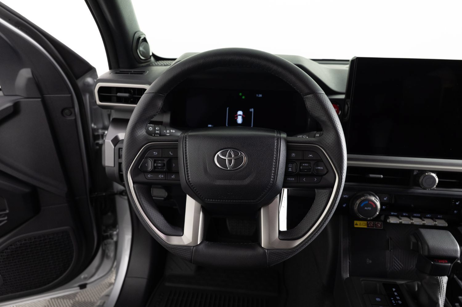 Used 2026 Toyota 4Runner TRD Off-Road Premium AWD/4WD image 32