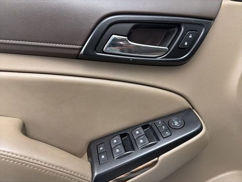 Used 2019 GMC Yukon SLT image 23