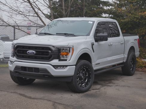 Used 2023 Ford F150 XLT w/ Equipment Group 302A High image 2