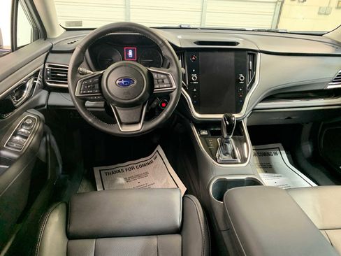 Used 2025 Subaru Outback Limited image 4