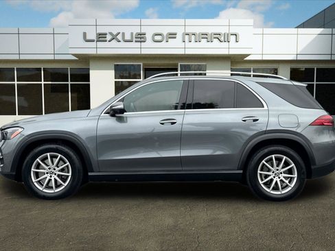 Used 2024 Mercedes-Benz GLE 450e 4MATIC image 2