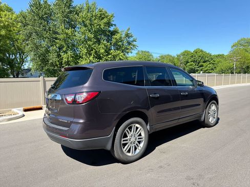 Used 2015 Chevrolet Traverse LT w/ Style and Technology Package FWD image 13