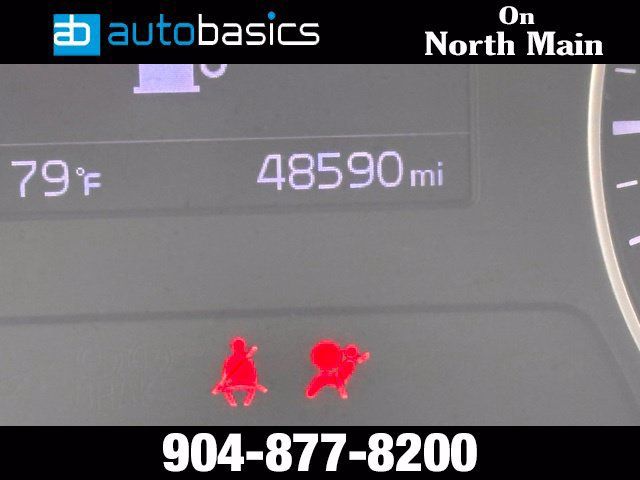 Used 2020 Kia Forte LXS FWD image 28