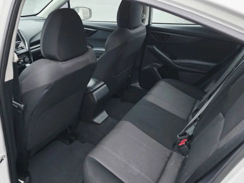 Used 2020 Subaru Impreza 2.0i image 10