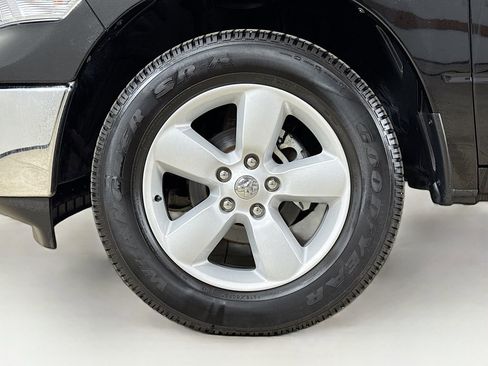 Certified 2024 RAM 1500 Tradesman w/ Tradesman SXT Package image 26