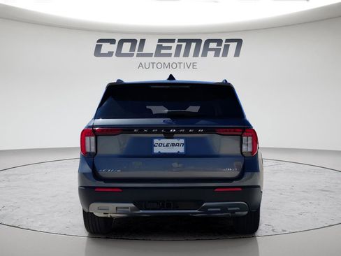New 2026 Ford Explorer Active image 4