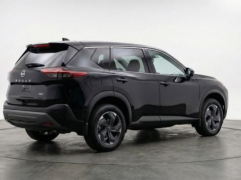 Used 2025 Nissan Rogue SV AWD/4WD image 9