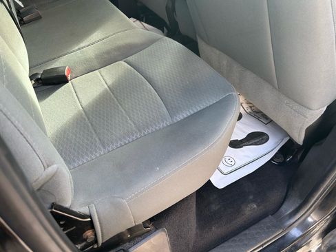 Used 2014 RAM 1500 Classic SLT image 11