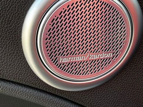 Used 2024 Alfa Romeo Stelvio Veloce image 20