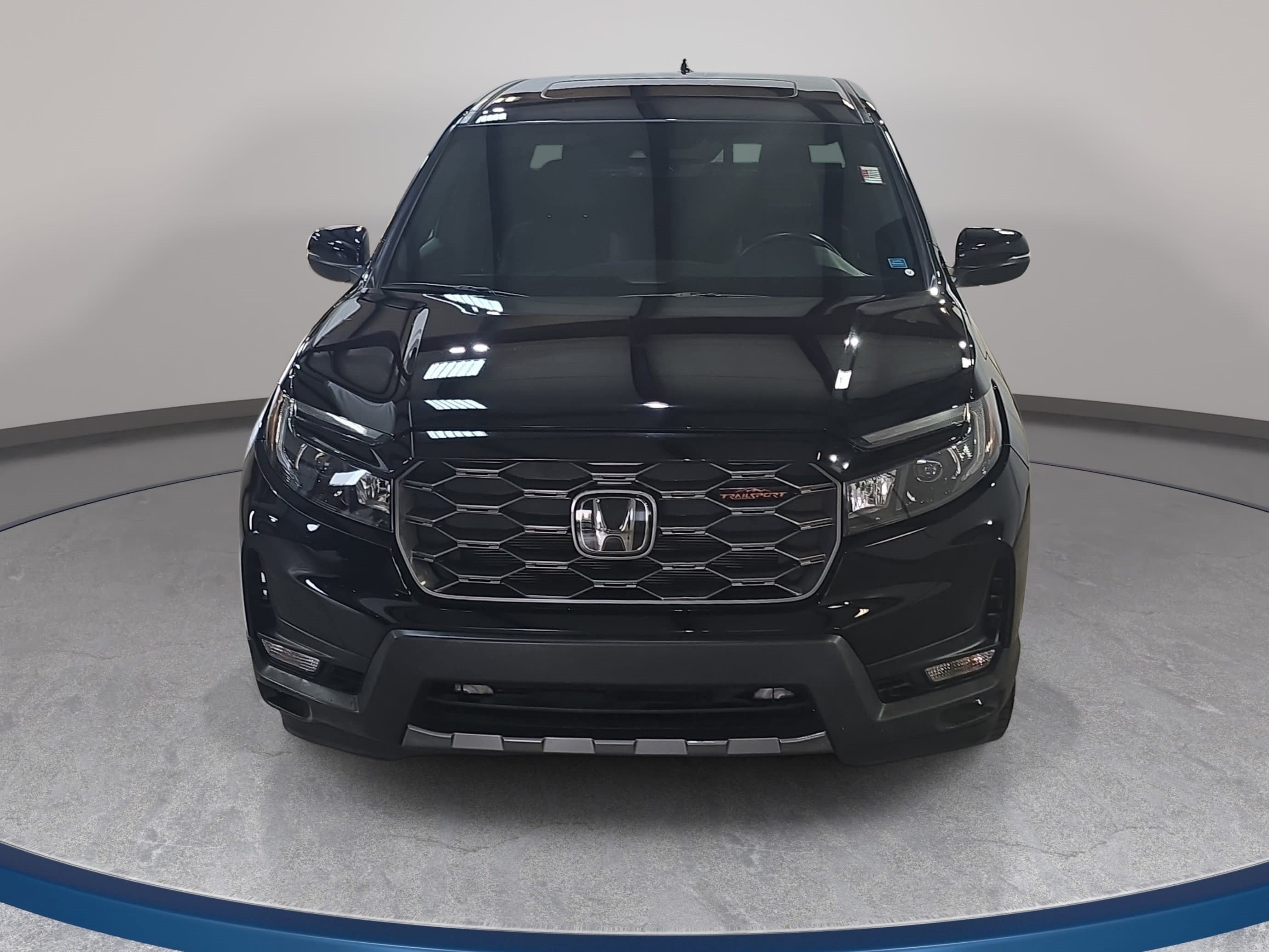 Used 2024 Honda Ridgeline TrailSport image 3
