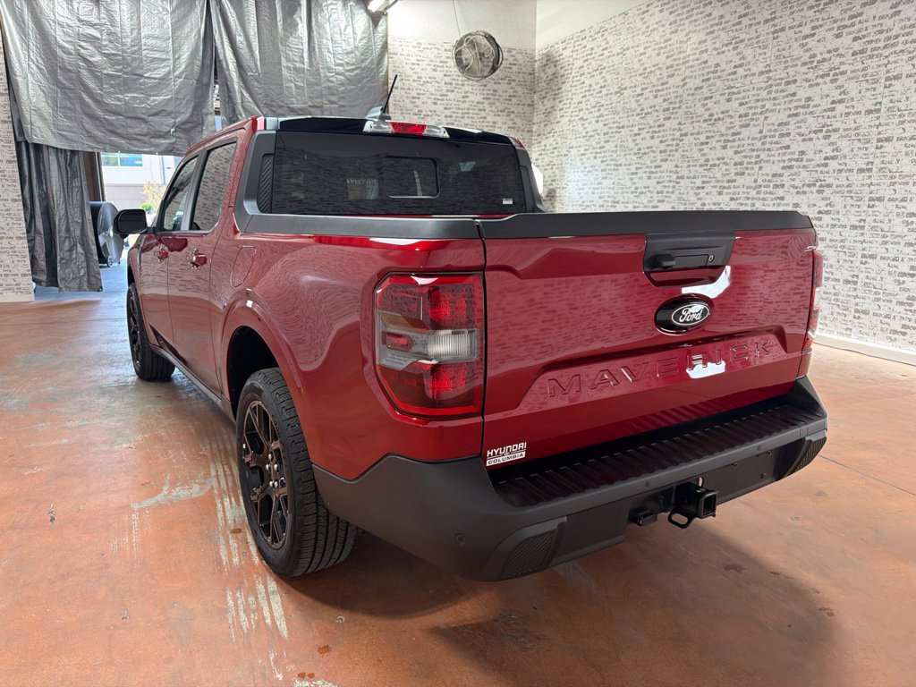 Used 2025 Ford Maverick Lariat w/ Black Appearance Package AWD/4WD image 5