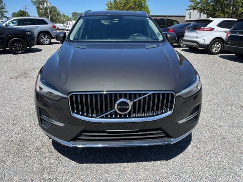 Used 2022 Volvo XC60 B5 Inscription w/ Protection Package Premier FWD image 3