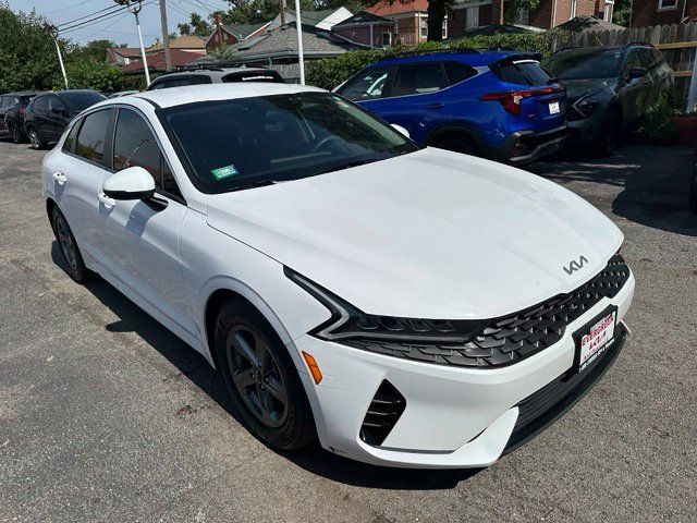 Used 2023 Kia K5 LXS FWD image 3