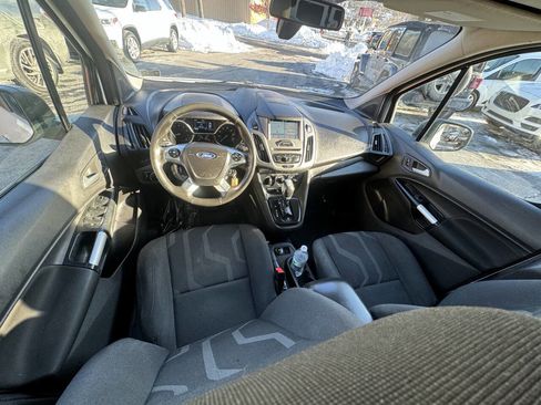 Used 2017 Ford Transit Connect XLT image 10