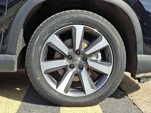 Used 2023 Honda Pilot Touring image 8