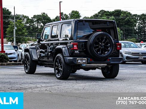 Used 2024 Jeep Wrangler Unlimited Sahara AWD/4WD image 7