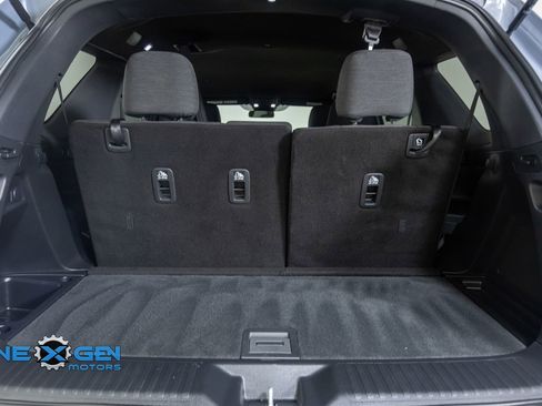 Used 2025 Honda Pilot Sport image 30