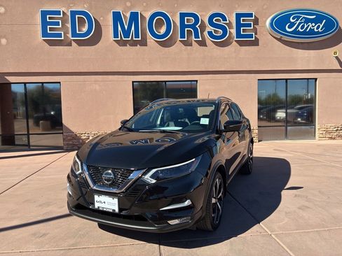 Used 2022 Nissan Rogue Sport SL w/ Premium Package image 1