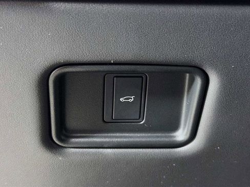 Certified 2023 Land Rover Range Rover SE AWD/4WD image 20