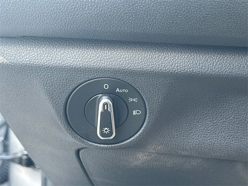 Used 2023 Volkswagen Jetta Sport image 24