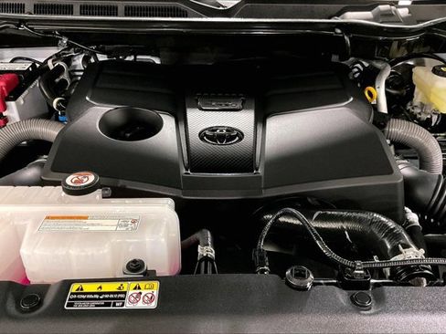 Certified 2025 Toyota Tundra SR5 image 11