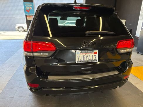 Used 2015 Jeep Grand Cherokee Altitude RWD image 8
