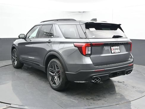 New 2026 Ford Explorer Platinum w/ LUX Leather Package AWD/4WD image 10