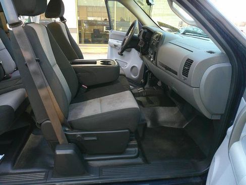 Used 2009 Chevrolet Silverado 1500 W/T image 6