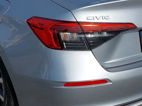 Certified 2023 Honda Civic EX image 35
