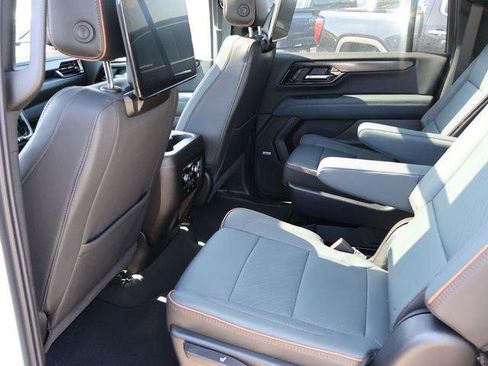 New 2026 GMC Yukon XL AT4 w/ AT4 Premium Plus Package AWD/4WD image 13