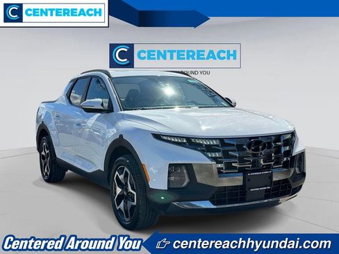 Used 2023 Hyundai Santa Cruz Limited AWD/4WD image 2