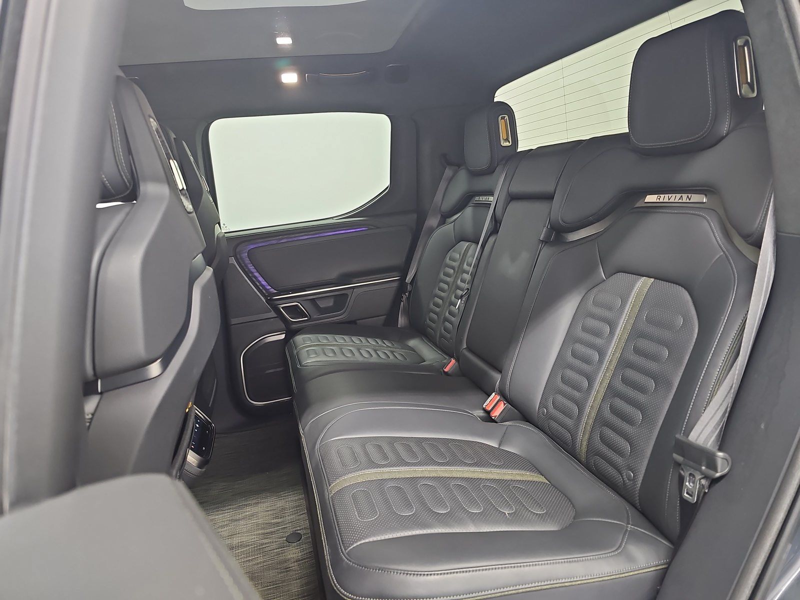 Used 2022 Rivian R1T Launch Edition AWD/4WD image 21