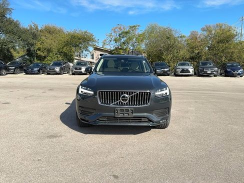 Used 2022 Volvo XC90 T6 Momentum w/ Advanced Package image 7