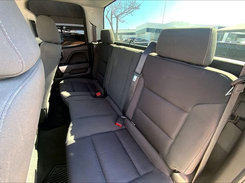 Used 2018 Chevrolet Silverado 1500 LT image 20