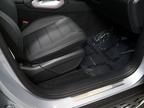 Certified 2026 Mercedes-Benz GLS 450 4MATIC image 39