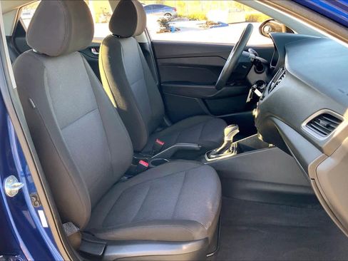 Used 2021 Hyundai Accent SE image 8