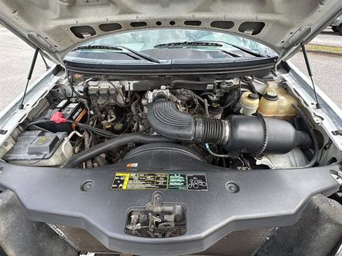 Used 2004 Ford F150 XL RWD image 23