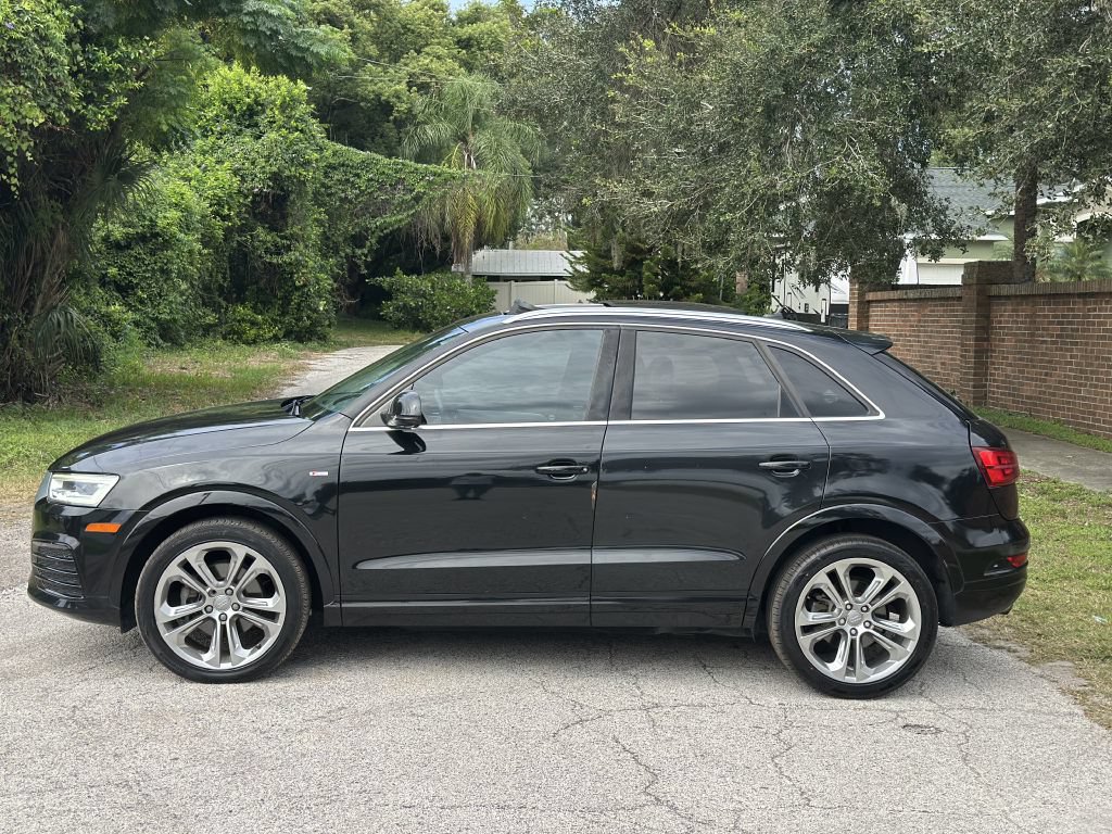 Used 2018 Audi Q3 2.0T Premium Plus w/ Premium Plus Package AWD/4WD image 2