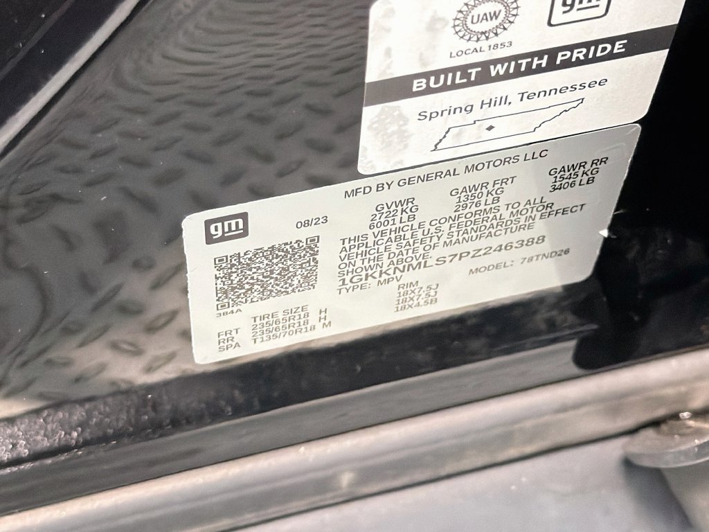 Used 2023 GMC Acadia SLT FWD image 35