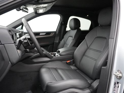 Used 2026 Porsche Cayenne Coupe AWD/4WD image 5