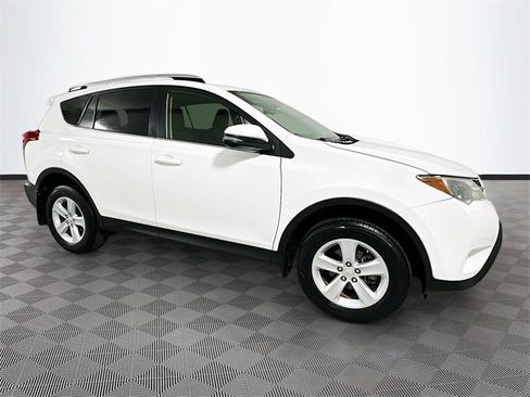 Used 2014 Toyota RAV4 XLE image 8