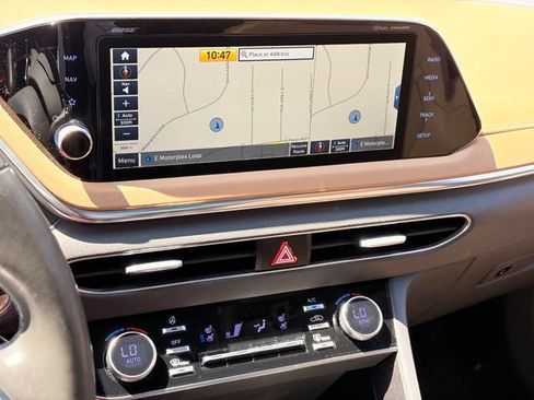 Used 2021 Hyundai Sonata Limited FWD image 17