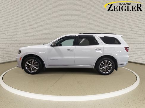 Used 2022 Dodge Durango Citadel w/ Trailer Tow Group IV AWD/4WD image 8