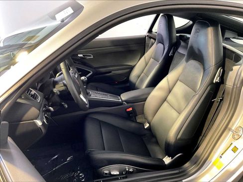 Certified 2024 Porsche 718 Cayman RWD image 5