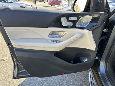 Used 2020 Mercedes-Benz GLS 580 4MATIC image 12