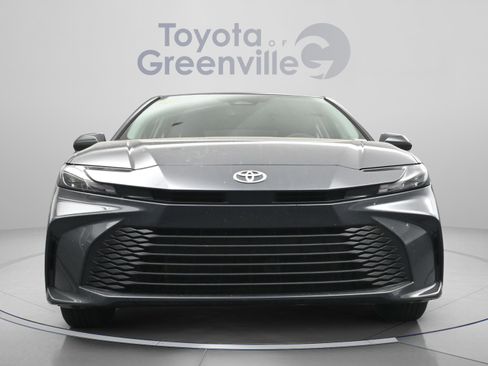 Used 2025 Toyota Camry LE FWD image 23