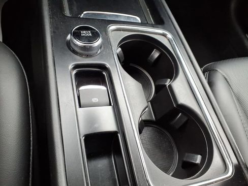 Used 2023 Lincoln Corsair AWD w/ Equipment Group 101A image 20