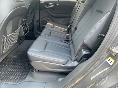 New 2025 Audi Q7 3.0T Premium Plus image 5