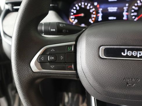 Used 2025 Jeep Compass Sport AWD/4WD image 37