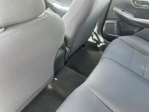 Used 2025 Nissan Sentra S image 23